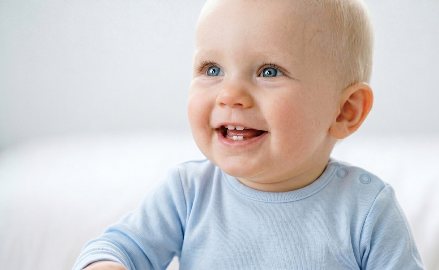 Lächelndes Baby
